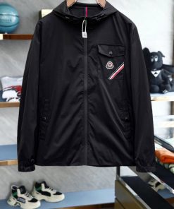 新品激安 モンクレール アウター/トレンチコート  男着 2506AAJ220-MO022