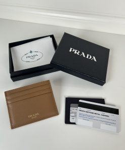 プラダ 財布 コインケース 名刺入れ Wallet コピー通販激安 2606WLJ000-1MC025-1