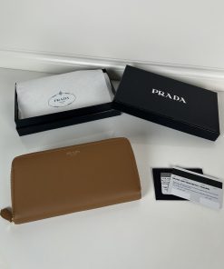 プラダ 財布 コインケース 名刺入れ Wallet コピー通販激安 2606WLJ000-1ML506-1