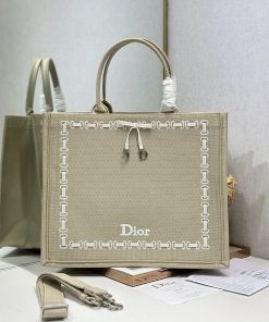 新作激安 クリスチャンディオール トートバッグ BOOK TOTE 26016YTJ000-1286