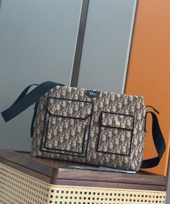 クリスチャンディオール入荷 カバン メンズ 斜め挂けバッグ 26016YTJ000-93977-027