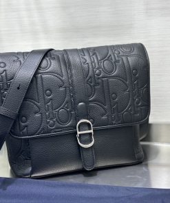 クリスチャンディオール入荷 カバン メンズ 斜め挂けバッグ26016YTJ000-1ESME197LLG-031