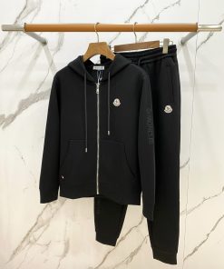26SS秋冬暖か服 モンクレール 上下服 セットアップ 2610WSLJ455-MO083